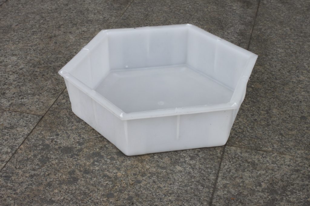 公路護(hù)坡塑料模具有哪些種類？